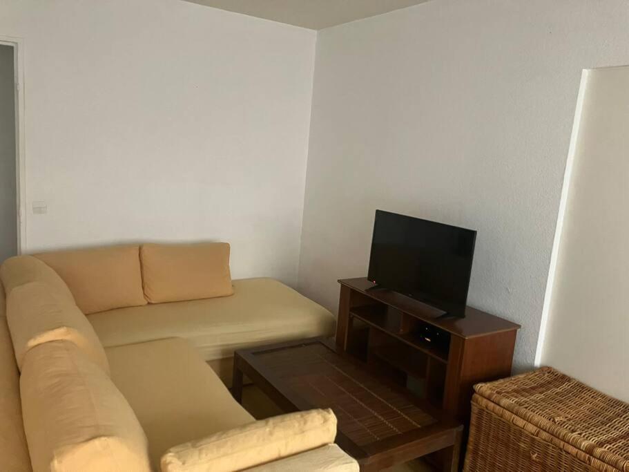 クルブヴォアCozy Flat In La Defenseアパートメント エクステリア 写真