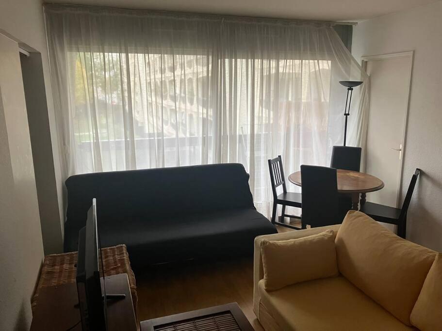 クルブヴォアCozy Flat In La Defenseアパートメント エクステリア 写真